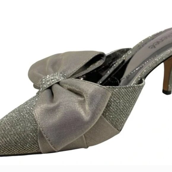 J.Renee' Silver and Gold Shimmer Bow Sparkle Pointed Toe Mules - Size 11 W - Picture 6 of 7